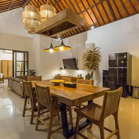 Charming 3 Bedrooms Villa Beach Walking Distance Seminyak  Exterior photo